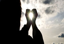 包含生死战世乒赛前瞻：浓眉伤情更新，金州勇士冲击不败纪录的词条